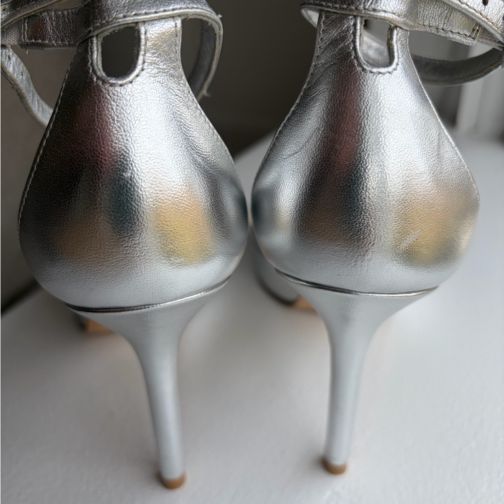 Stuart Weitzman Metallic Silver Platform Heels - Picture 9 of 12